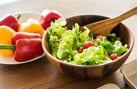 Salad Bowl: Wood vs Glass Iupilon