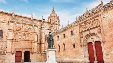 Travel abroad to study in Salamanca for the most authentic experience of Spain. Salamanca is a city of rare beauty with extraordinary and unforgettable sights. University of Salamanca. Housing & Accommodations. Student Life. Excursions. Safety & Medical. Connectivity. 7000. Annual Enrollment. 98%. Satisfaction Rate. 1218.. 