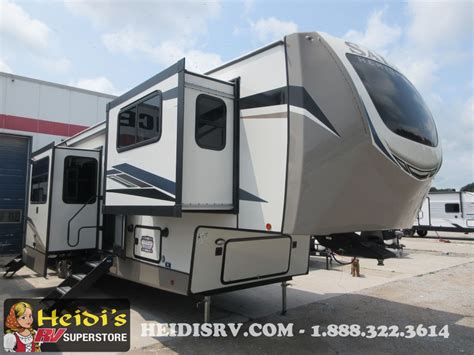 Salem Hemisphere Fifth Wheels - Heidi