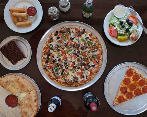 Salem pizza. Lol Their sweet tea and Chocolate chip pizza and spaghetti are exceptionally good. Family oriented place that has now served this community for 25 years! Congratulations Salem Pizza … 