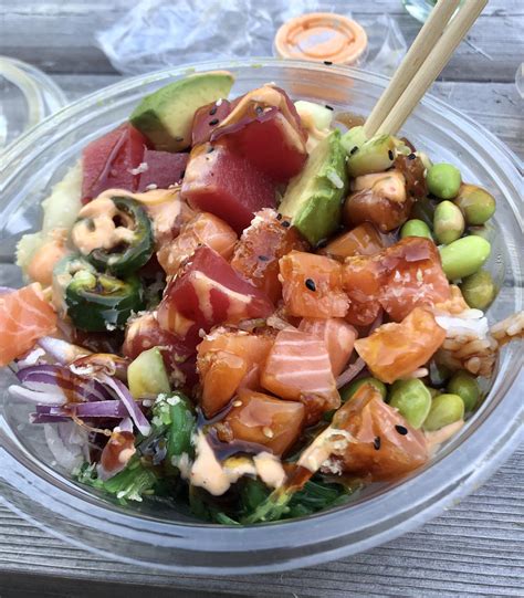 Salmon bowl for dinner : r/HealthyFood - reddit.com