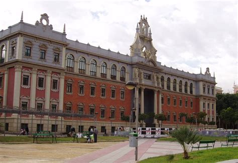 Salvador González García Universidad de Granada