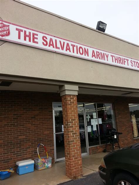 Salvation Army at 117 S Main St, Summerville, SC 29483: store location, business hours, driving direction, map, phone number and other services. ... Salvation Army in Summerville, SC 29483. Advertisement. 117 S Main St Summerville, South Carolina 29483 (843) 851-2368. ... Salvation Army. Seneca, SC 29678. 123.2 mi Salvation Army. …