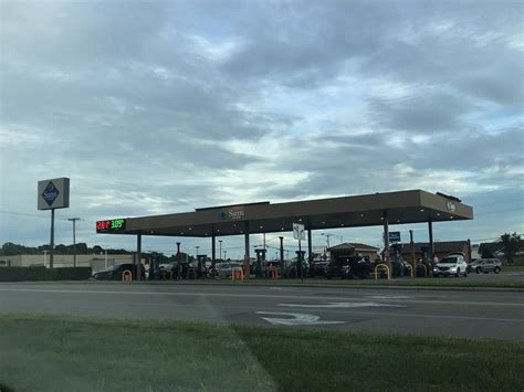 Best Gas Stations near Sam's Club Gas Station - Sam's Club Gas Station, Bp Oil Company, Speedway, Certified Oil, Bridge Street Main Express # 7, Old Canal Stop, Murphy USA. 