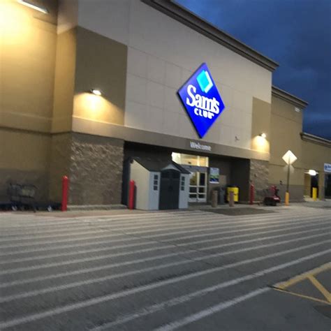 Sam's club council bluffs. Merchandise and Stocking Associate. Sam's Club. (part of Walmart) 26,369 reviews. 3221 Manawa Centre Drive, Council Bluffs, IA 51501. Responded to 75% or more applications in the past 30 days, typically within 1 day. You must create an Indeed account before continuing to the company website to apply. 