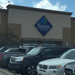 An employee at the Summit Township Sam’s Club die