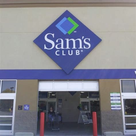 Sam's Club occupies a place near the intersection of East 