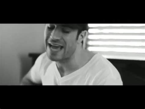 Sam Hunt / Bottle It Up Acoustic - YouTube