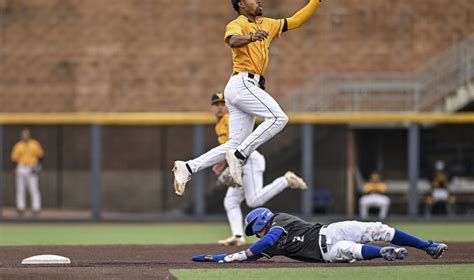 Sam White hits game-winner in bottom of 10th to lead WVU to