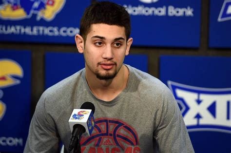 Cunliffe, formerly a Top 100 recruit, played sparingly after becoming eligible at Kansas in December. Evansville lands former Kansas guard Sam Cunliffe - NBC Sports Skip navigation. 