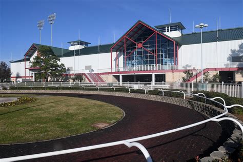 Sam houston race park houston tx. Advance Wagering will be available on Friday for Saturday’s entire Churchill Downs card.. Gates open at 8:00am, and Admission fees will start at 9:30 a.m.. First SHRP race at 10:30a.m. Kentucky Derby will run at approximately at 5:57 p.m. (local). Hat Contest. 1 st place - $500; 2 nd place - Winner’s Circle Restaurant Certificate for 4; 3 rd place - … 