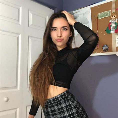 The Top OnlyFans Content Creators to Follow Right Now. Sneak Peek at the Top 12 Female OF Creators. Perfect for fans of OnlyFans gamer girls - Bella Bumzy An expert at solo performances - Sam ...