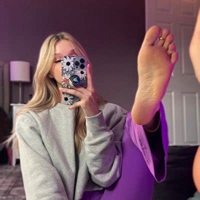 sams_soles, also known under the username @sams_soles is a verified OnlyFans creator located in USA. As far as I can tell, @sams_soles may be working as a full-time OnlyFans creator, but I can't tell you their revenue accurately enough at the moment, sorry.. 