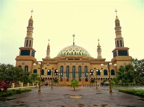 Samarinda Islamic Center Mosque - Wikipedia