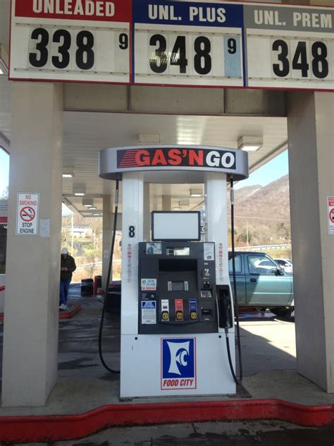 Sams bluefield va gas prices. Get up to 60¢ per gallon back at Sam's Club in Bluefield (601 Commerce Dr), VA! You’ll never need to go anywhere else for your car. Get your parking spot, car wash, car insurance, gas, and more with Way.com. 
