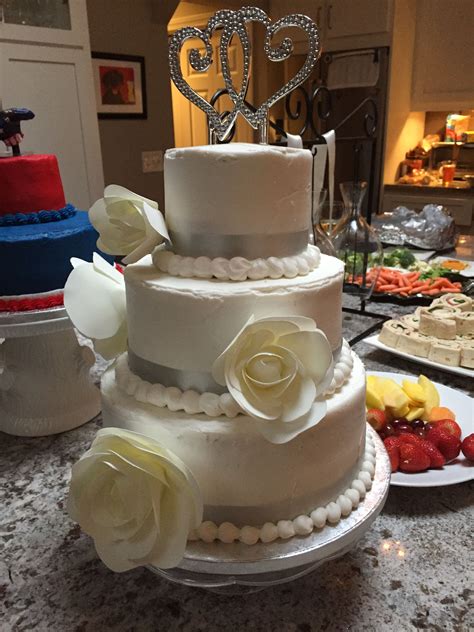 Order Specialty cakes such as cake in the shape of dog, car, house etc. $35.00. Wedding Cakes. Round Tier Cakes. Serves 75-150 people. $370.00-$540.00. Depends on size/ingredients you choose. Square Cakes. Serves 100-150 people.. 