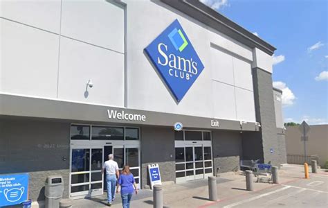 Welcome to club 8201! At Sam's Club Bradenton, we pride ourselves in providing our members with exclusive savings and quality merchandise, as well as free shipping on many items, savings on fuel, prescriptions and more. Conveniently located at 5300 30th St. E. Bradenton, FL, 34203, we are the membership warehouse club solution for everyday ....