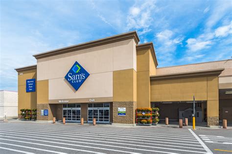 Sams port huron. Sam's Club is not a place to work for advancement. Night Stocker/Team Leader (Former Employee) - Port Huron, MI - January 8, 2018. Sam's Club is a marginal company. Pay is low, but too high to receive public assistance. When management is approached about this, they suggest application for public assistance. 