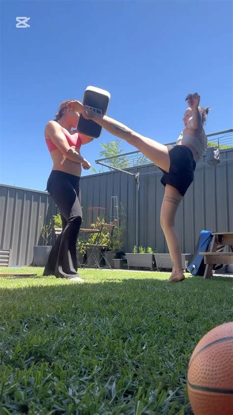 Sams.Kicking.Gram Leaked 🍑 [CLIP]