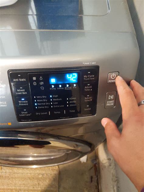 Samsung dryer not starting. How to fix a dryer that makes a buzzing noise or hums but will not start spinning. This is an EASY FIX! Dryer drum not spinning and making a humming noise.If... 
