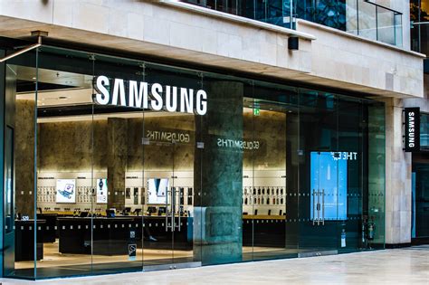 Samsung uk. Discover all accessories compatible with your mobile at Samsung UK. Browse models and compare features that matter the most to you. ... Samsung.com Services and marketing information, new product and service announcements as well as … 