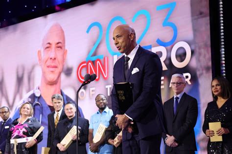 San Diego 'street vet' honored as CNN's 2023 Hero of the Year