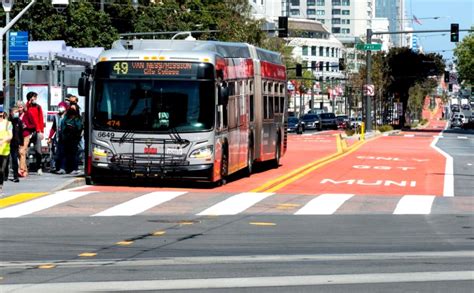 San Francisco man who pushed elderly woman off Muni bus arrested, police say