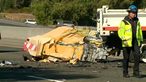 San Jose: Minivan rolls over in Highway 101 crash, killing Southern California man