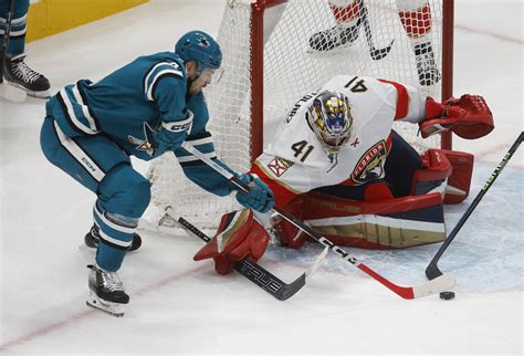 San Jose Sharks’ third-period lead disappears before sparse SAP Center crowd