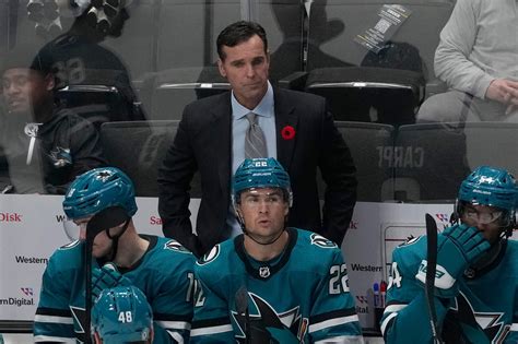 San Jose Sharks GM meets with players, promises changes if no improvement