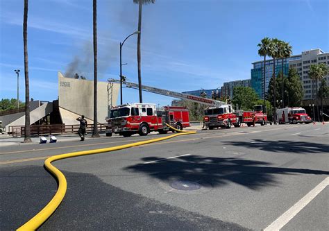 San Jose firefighters respond to multi-vehicle fire