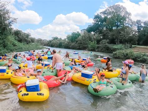 San Marcos River: Texas tubing, floating destination at little cost