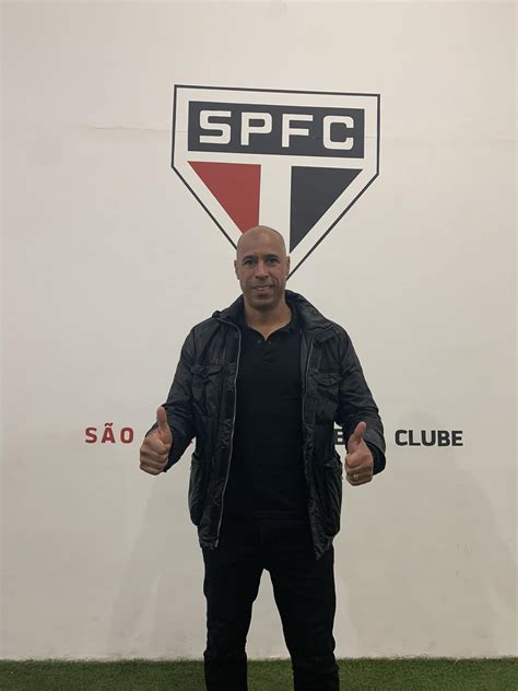 Sanchez Peterson Messenger Sao Paulo