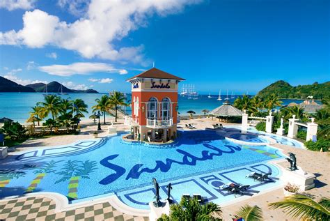Sandals vacation. Traveling can be stressful. Traveling with kiddos? Even more so... In this extensive guide, we're outlining some great tips for single parents in order to help cut some of the stre... 