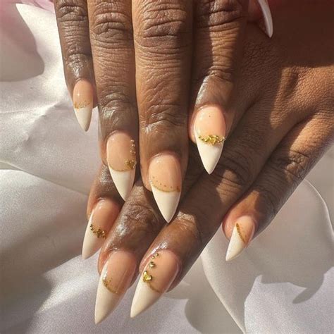 Nails & Spa in Savannah provides a clean and sanitation salon for the health of our clients. We provides liners for pedicures and individual kits for each use. We offer also offer dipping powder, gel polish manicure and facial.