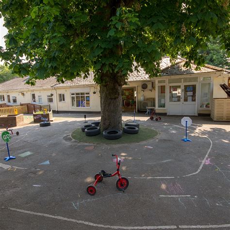 Sandown Park Day Nurseries & Pre-School - Bright Horizons