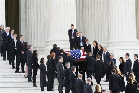 Sandra Day O'Connor's casket arrives at Supreme Court