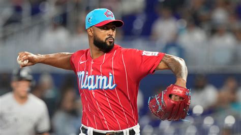Sandy Alcantara tosses complete-game, 5-hitter as the Marlins beat Yankees 3-1