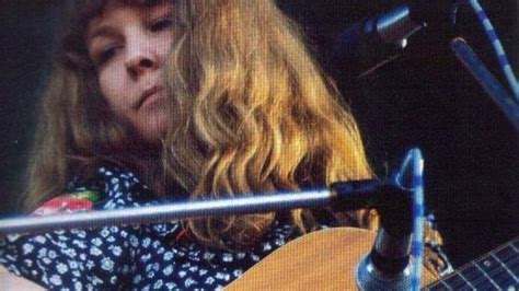 Sandy Denny. The Music Weaver - YouTube