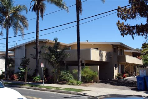 Oct 27, 2023 · 102 N. Hope Avenue, Santa Barbara, CA 93110. Beautiful 2nd floor light filled apartment with balcony. Unit #24. New carpet and vinyl wood flooring throughout. Fan/light in dining area. Heated pool, 3 on-site laundry rooms, on-site manager and on-site maintenance crew. Included in rent is a covered carport with extra storage locker and water and ... . Santa barbara apartments craigslist