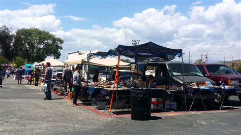 Santa Clarita's premier Arts and Entertainment district, Old Town Newhall, ... Country, and College of the Canyons Farmers Markets, or check out the unique offerings of more than 400 vendors at the Santa Clarita Swap Meet. LEARN MORE. CONTACT . City of Santa Clarita Economic Development Division. 