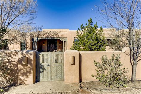 Santa fe new mexico real estate. Zillow has 623 homes for sale in Santa Fe NM. View listing photos, review sales history, and use our detailed real estate filters to find the perfect place. 