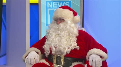 Santa makes Christmas Eve visit to NEWS10 ABC