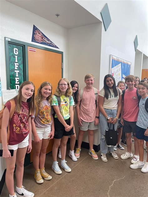 Santan junior high. Santan Junior High student Hannah deGraft-Johnson says the school’s dress code is sexist. “I believe that the dress code includes exclusion and enforces unjust standards and emphasis on a ... 