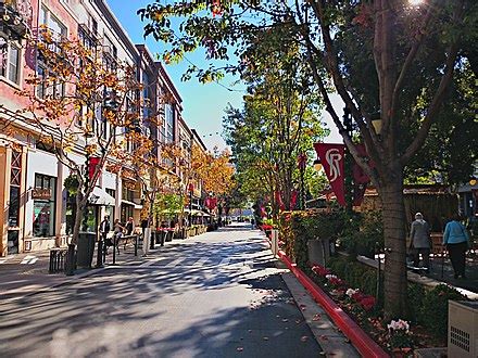 Santana Row - Wikipedia