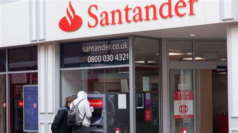 Santander in Chorley - Bank Opening Times