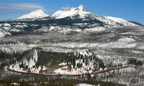 Driving the full McKenzie Pass-Santiam Pass Loop is only possible between July and September, when warm sunny temperatures dominate the weather forecast. Much like the Cascade Lakes Highway , the OR-242 remains closed to vehicle traffic during Oregon’s snowy season.. 