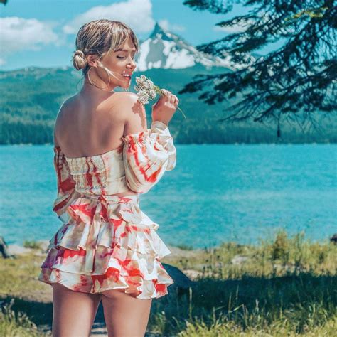 Sara underwood leaked onlyfans. Things To Know About Sara underwood leaked onlyfans. 