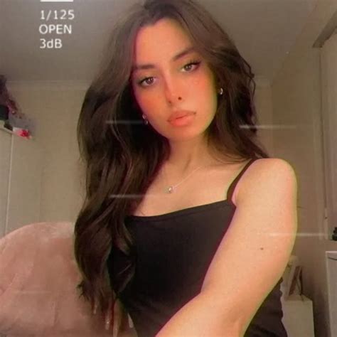 🍑 Saraa Onlyfans Leak (SEX) 183 Vids