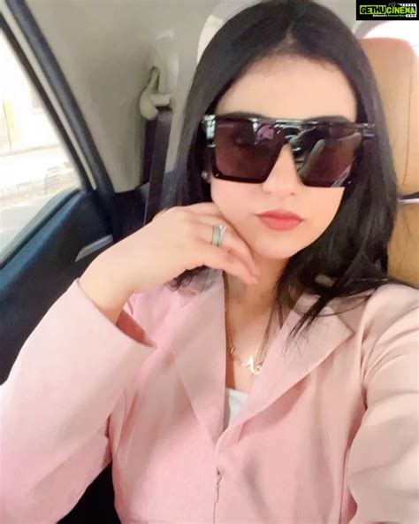 Sarah Myers Instagram Karachi
